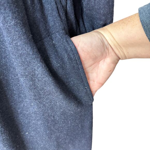 Velvet by Graham and Spencer Viscose Blend Midi Knit Dress Blue Women Small NWT - Picture 9 of 10